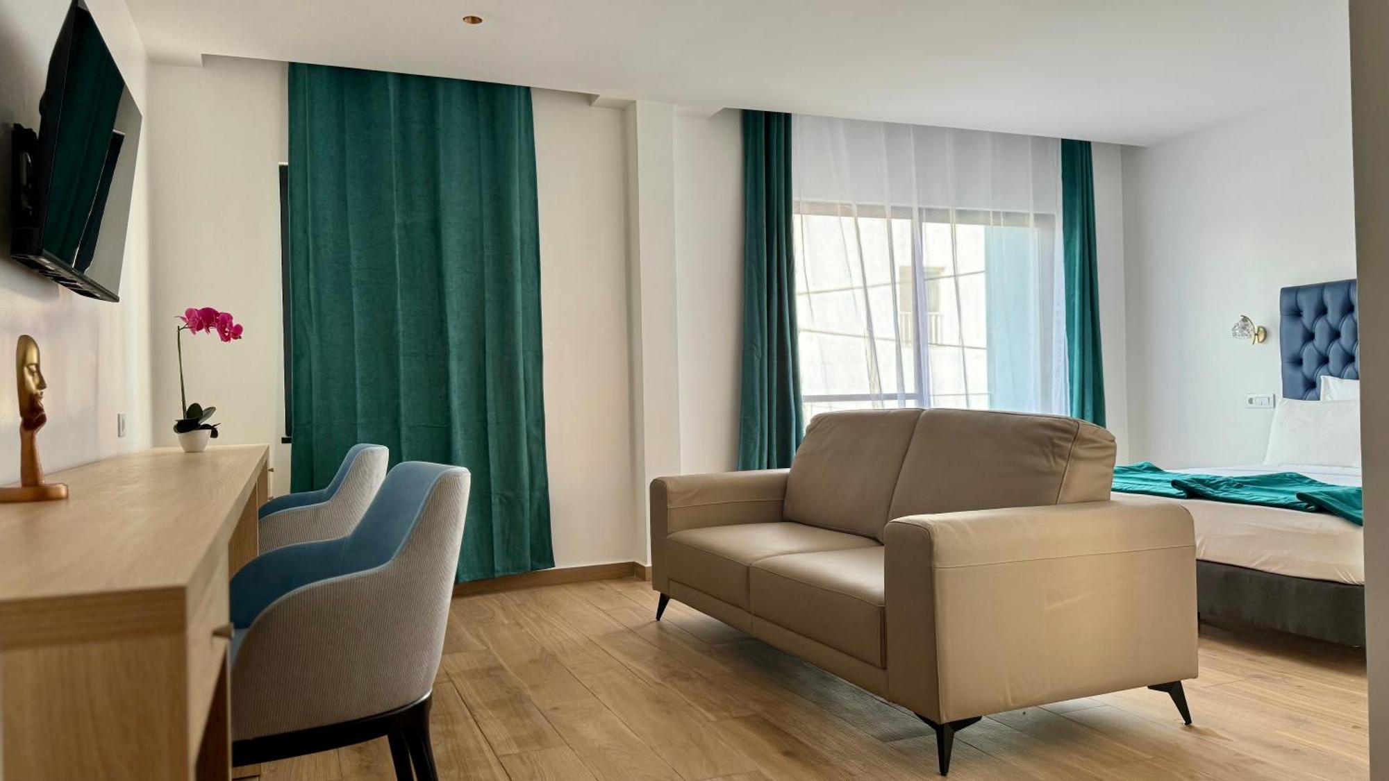 Hotel Blue Sky 타라팔 외부 사진